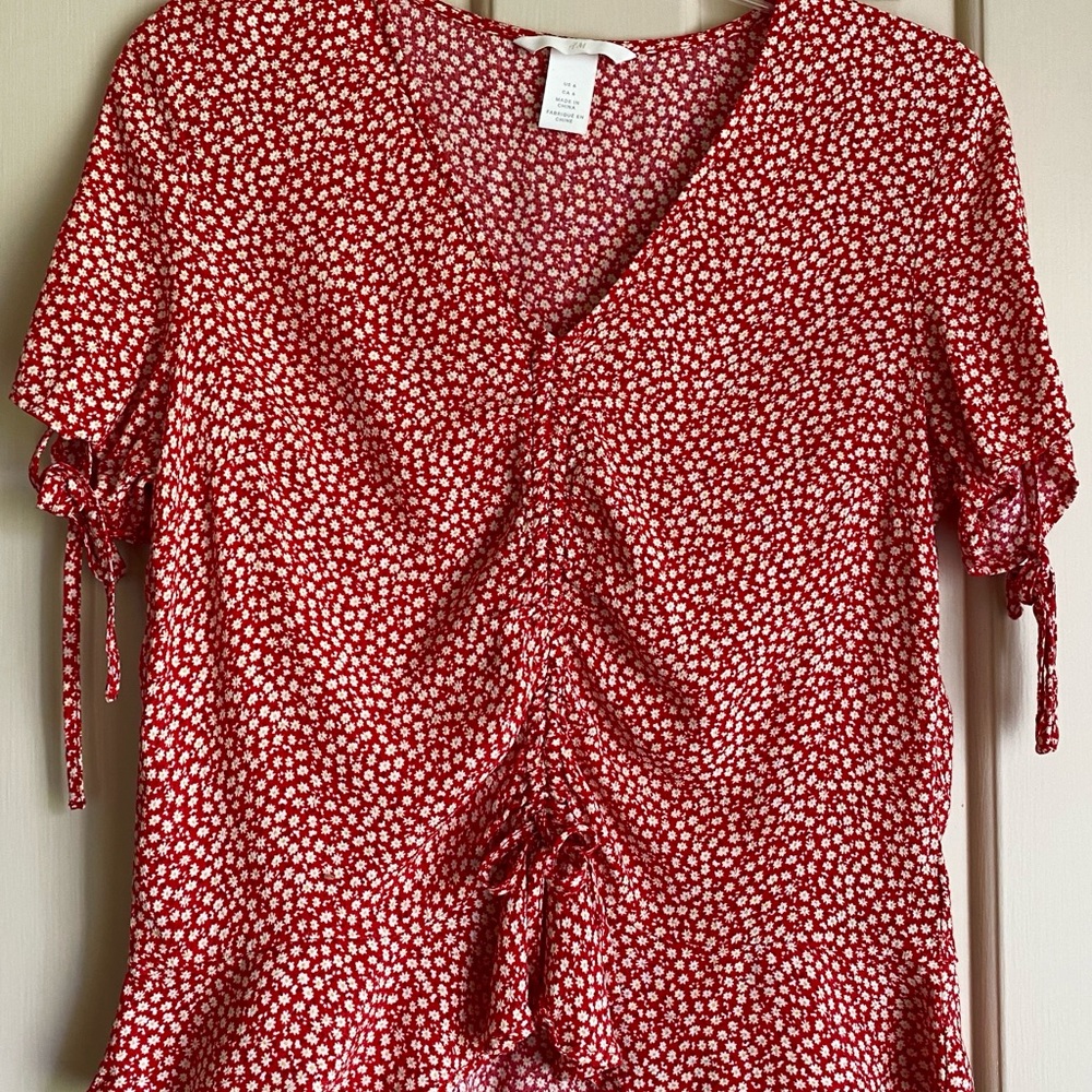H&M daisy blouse